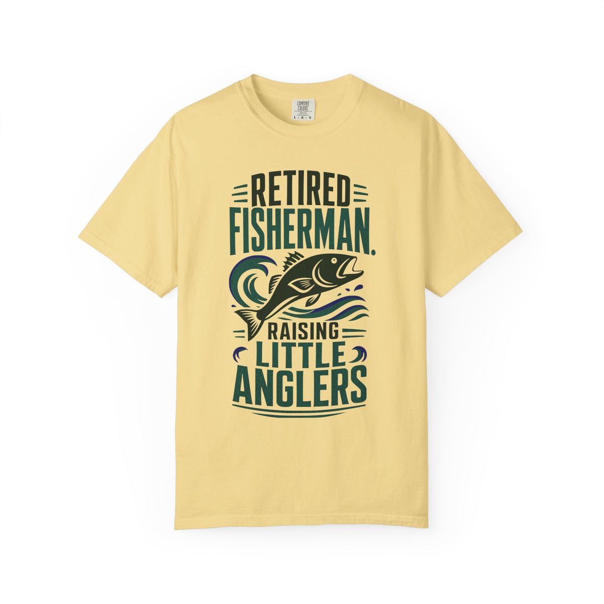Retired Fisherman Raising Little Anglers Shirt – Fishing Grandpa Family Fishing T-Shirt