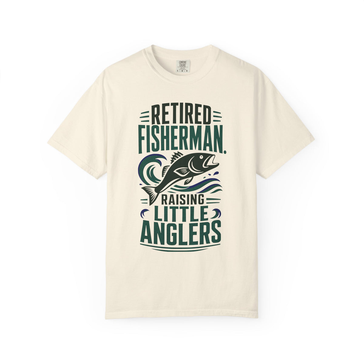 Retired Fisherman Raising Little Anglers Shirt – Fishing Grandpa Family Fishing T-Shirt