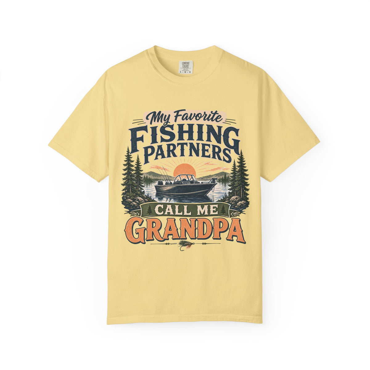 My Favorite Fishing Partners Call Me Grandpa Fishing T-Shirt – Grandpa Fishing Gift