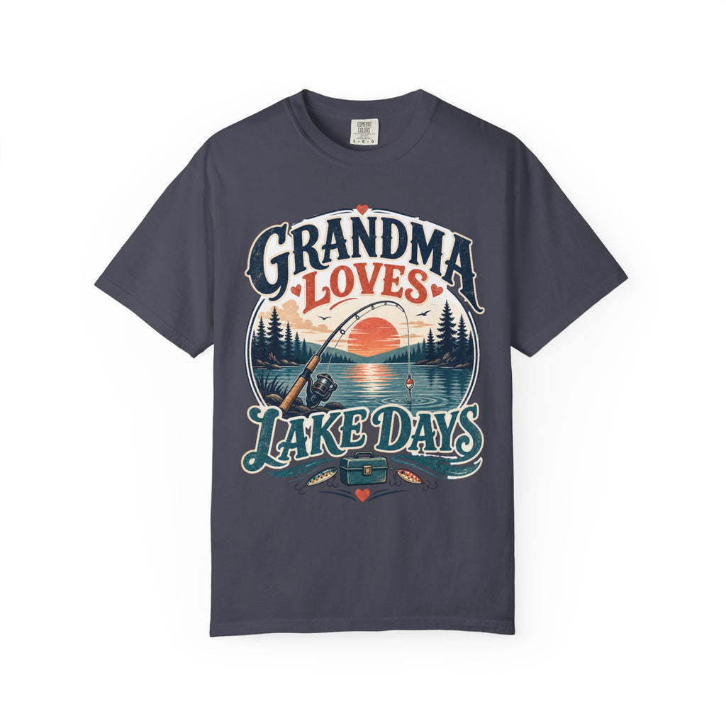 Grandma Loves Lake Days Fishing Shirt – Vintage Fishing Grandma T-Shirt, Lake Life Gift for Grandma