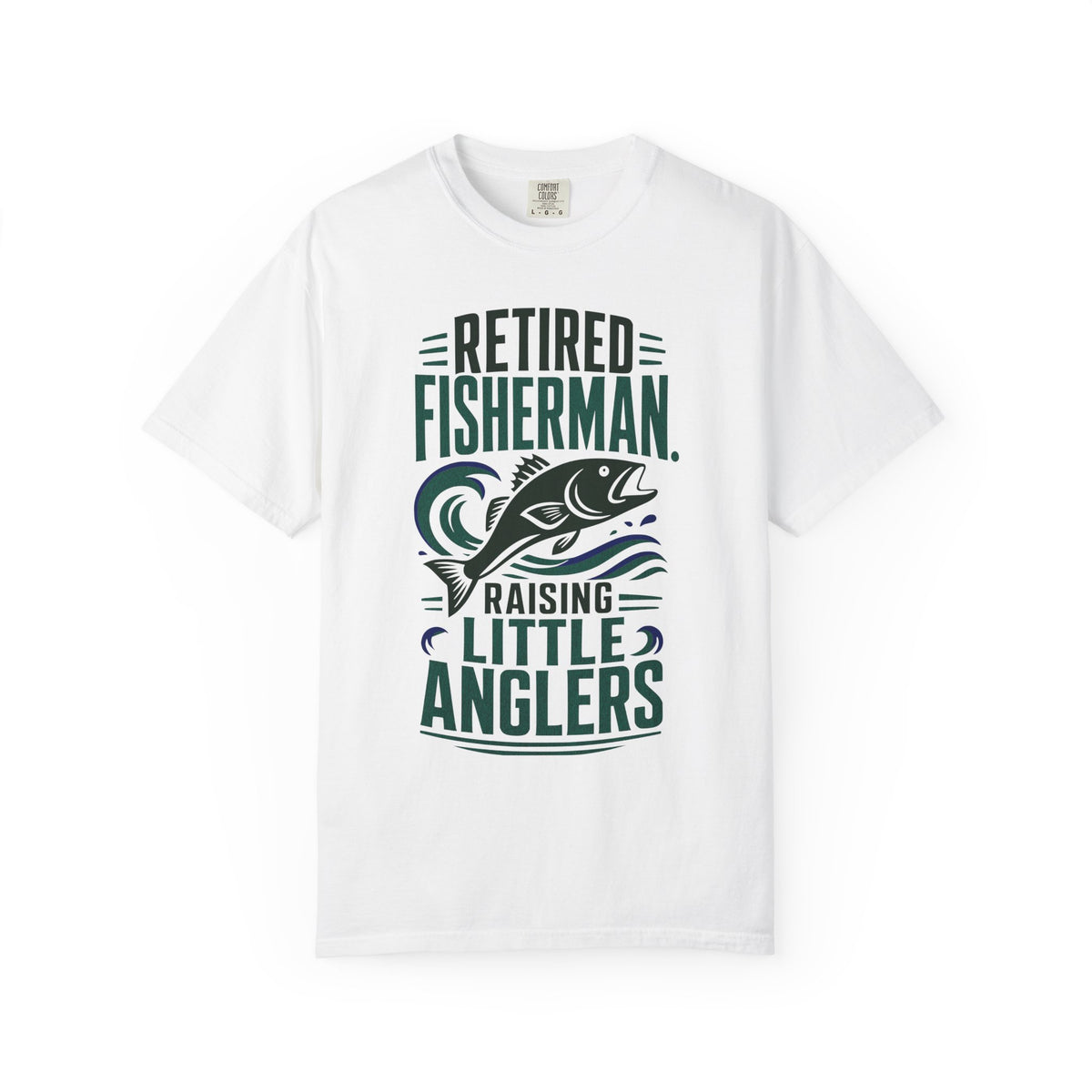Retired Fisherman Raising Little Anglers Shirt – Fishing Grandpa Family Fishing T-Shirt